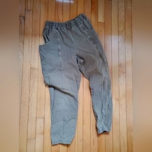 Elizabeth Suzanne Clyde original sz 10